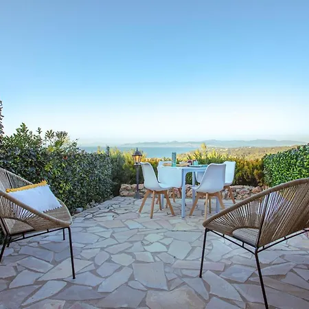 47m² Vue 180° Piscine Parking Apartment